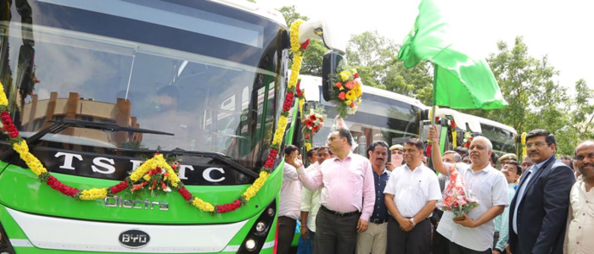 Hyderabad gets first lot of electric buses from Olectra-BYD