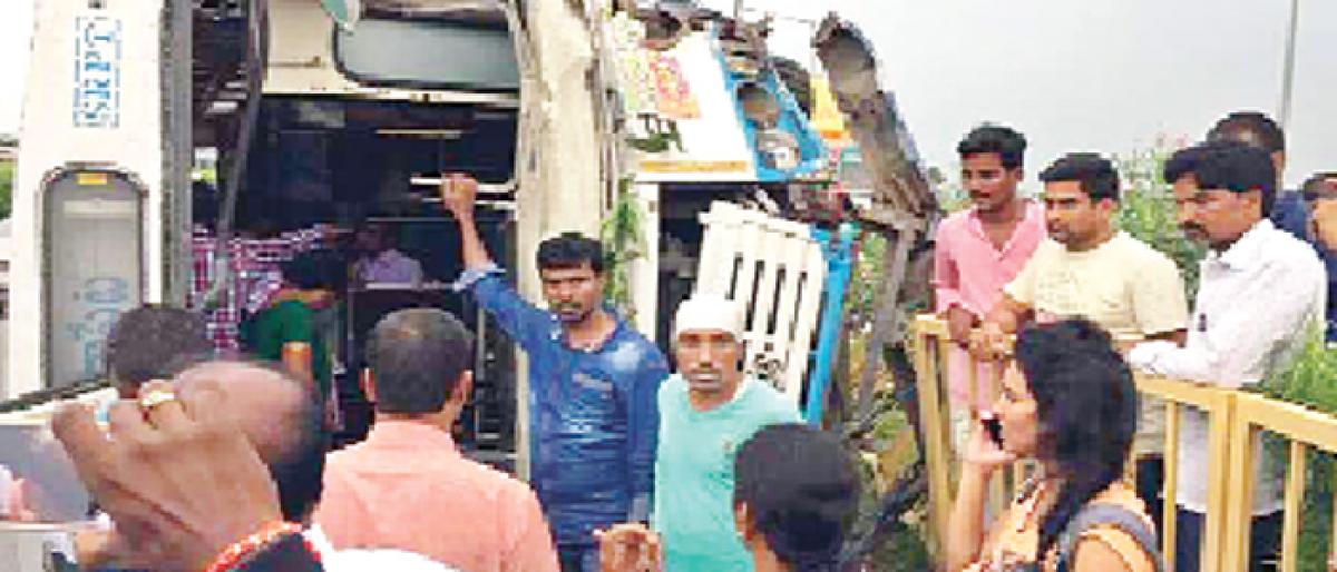 Rise in road accidents rattles TSRTC