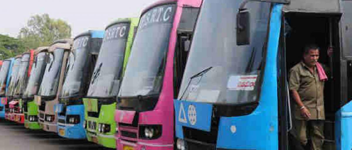 KCR resents TSRTC staff demands