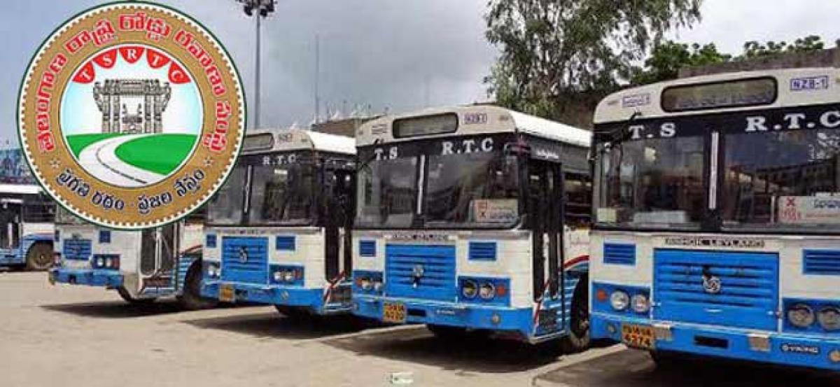 TSRTC to operate additional 3,262 special buses during Sankranti