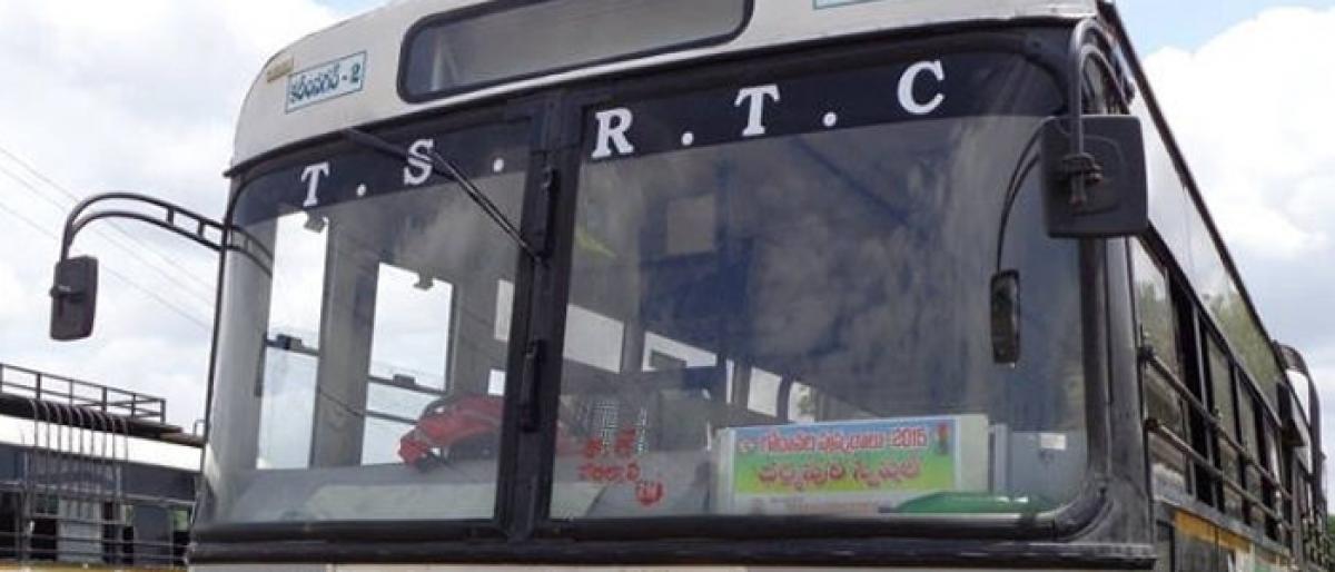 Miraculous escape for bus passengers at Bibinagar