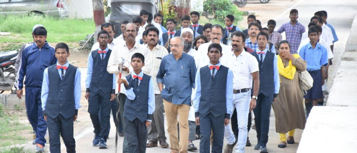 Kerala team visits TSWREIS schools