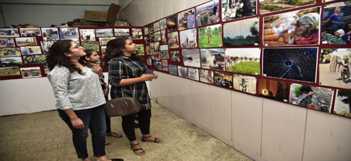 TSPJA holds photo expo on Telangana State culture, festivals
