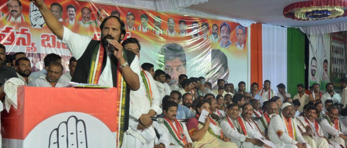 Telangana Govt usurping tribal lands: Uttam