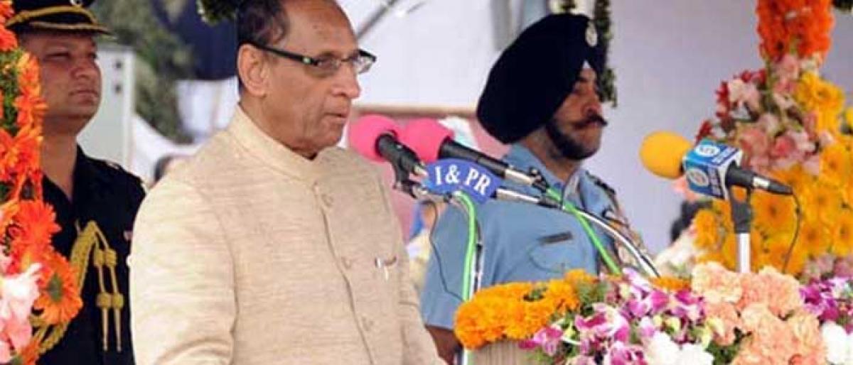 Telangana fast becoming a role model for growth: Guv