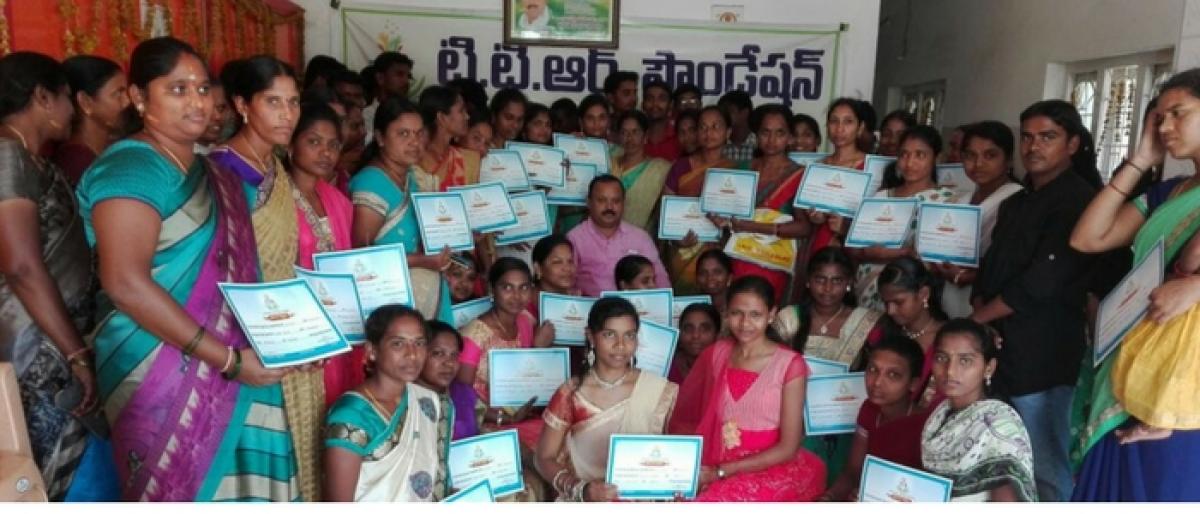 60 women given free training in stitching