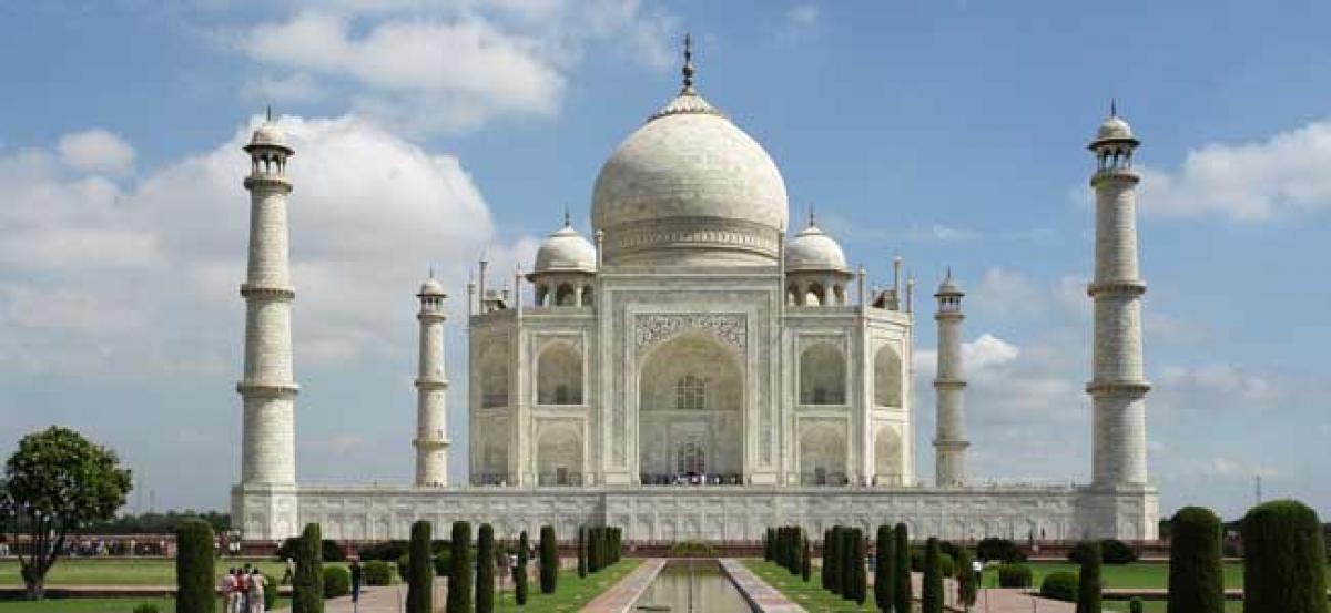 Vision document on Taj Mahal should consider issues like pollution in TTZ: SC