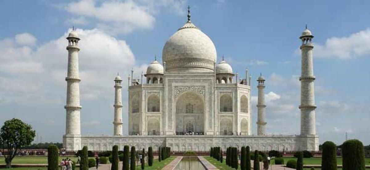 UP Govt. to submit Taj Mahals preservation plan in SC