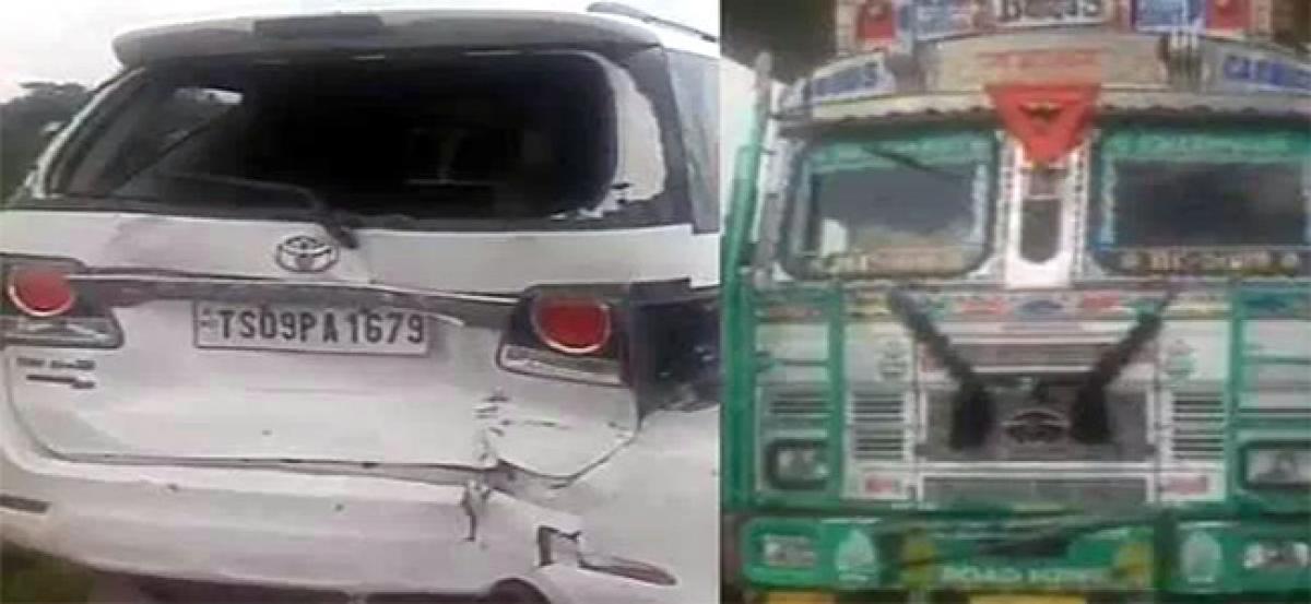 Narrow escape for Talasani as lorry hits his car