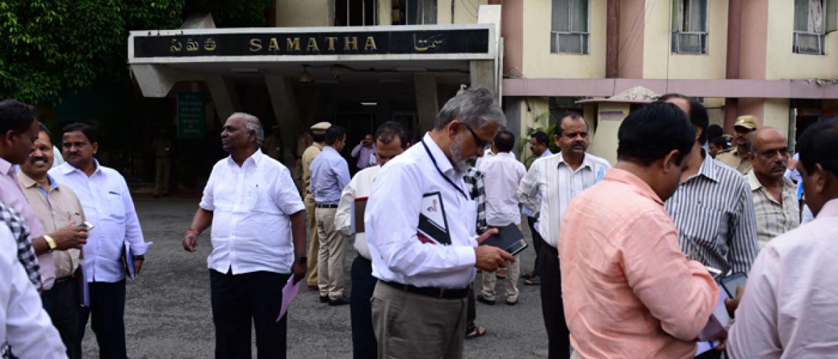 Telangana Secretariat abuzz as speculations of House dissolution soar