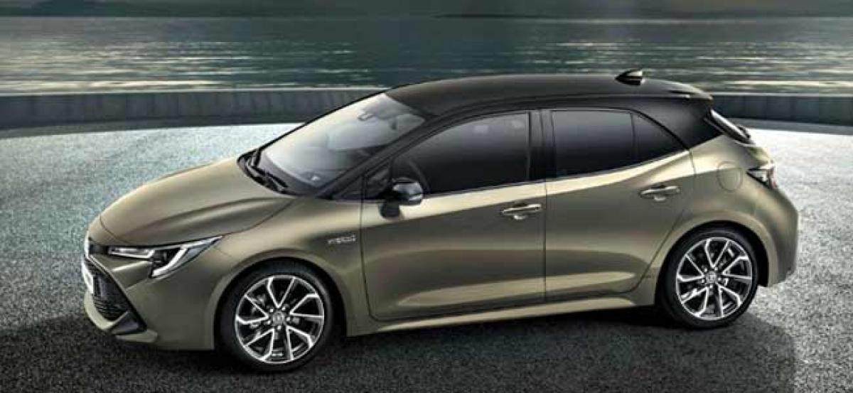 New Toyota Auris Previews Next-Gen Corolla Sedan