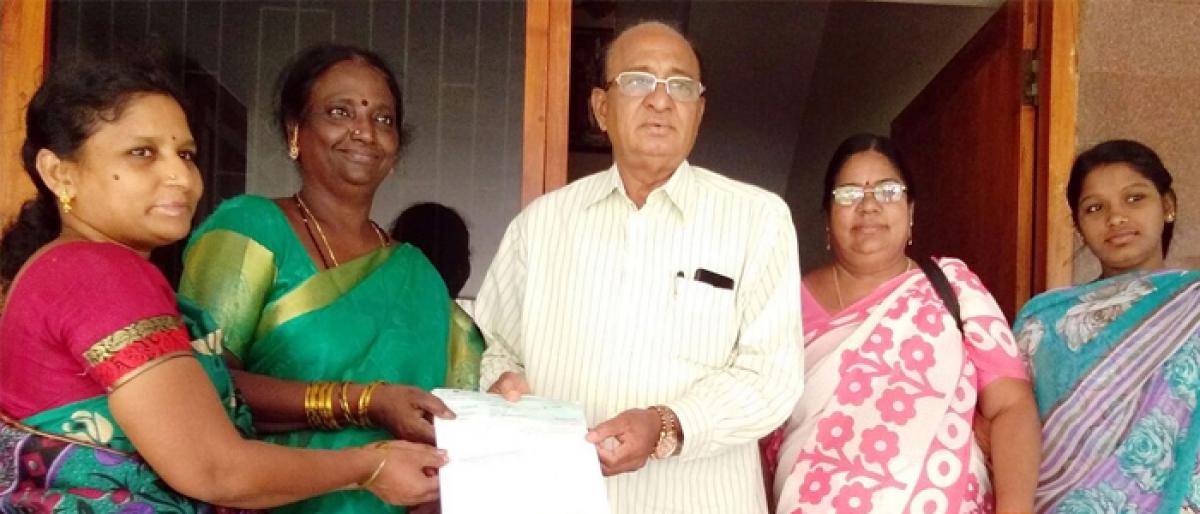 MLA Gorantla Buchaiah Choudary hands over 40,000 for Patient’s Treatment from CM Relief Fund