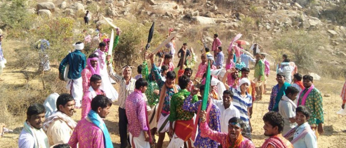 Tribals celebrate Holi in a different way