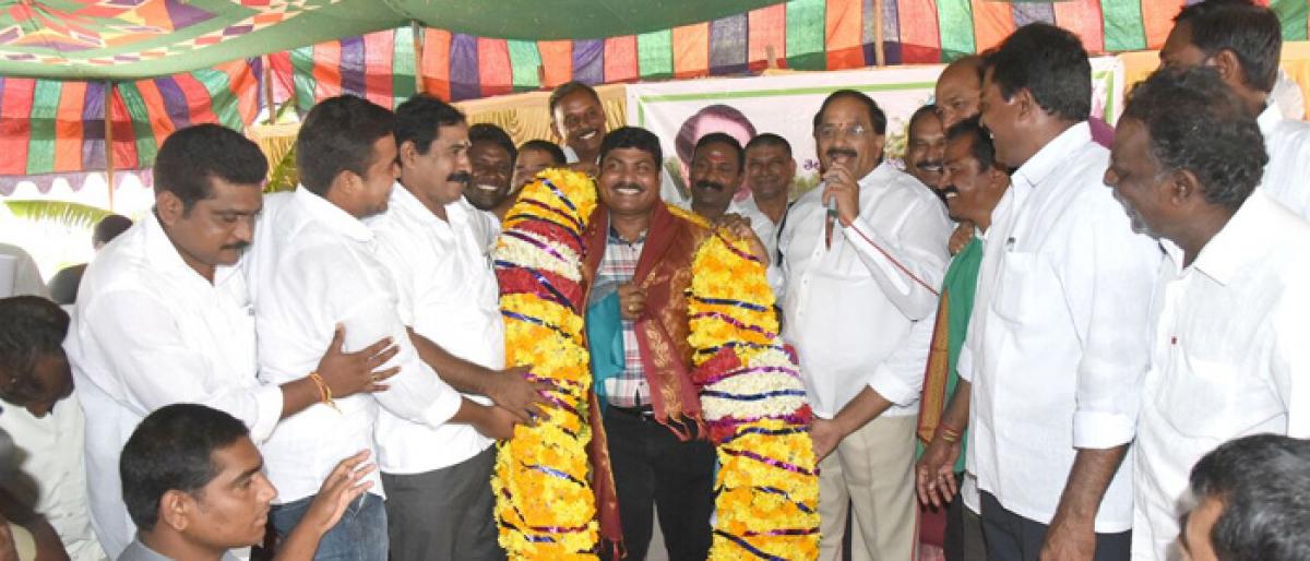 Minister Tummala compliments officials for successfully implementing Rythu Bandhu Scheme