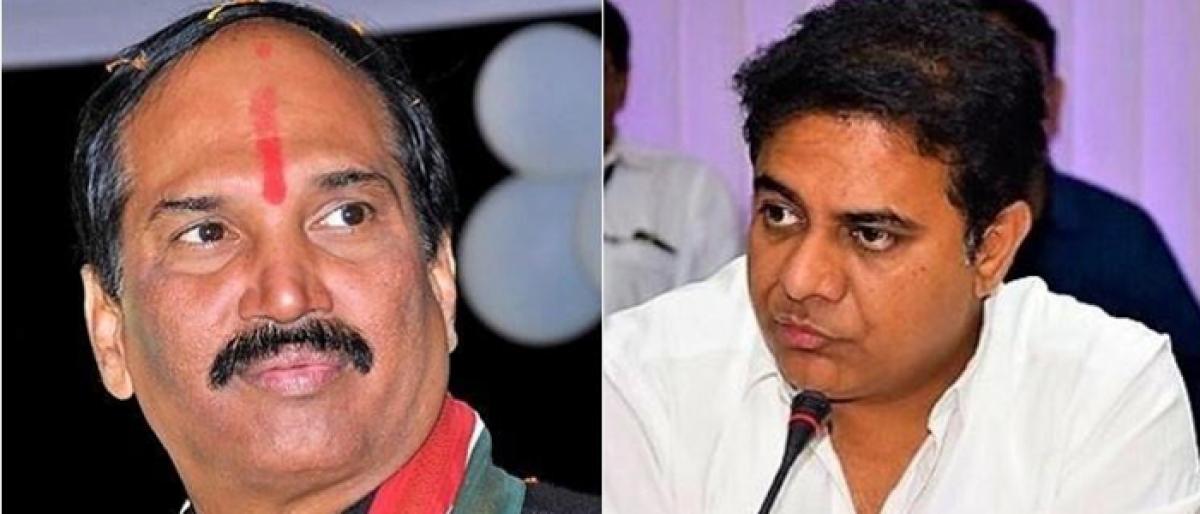 Dont politicise hard work of Telangana police: KTR to Uttam