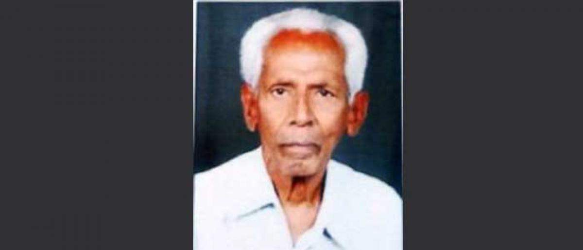 Veteran journalist VAN Raju passes away