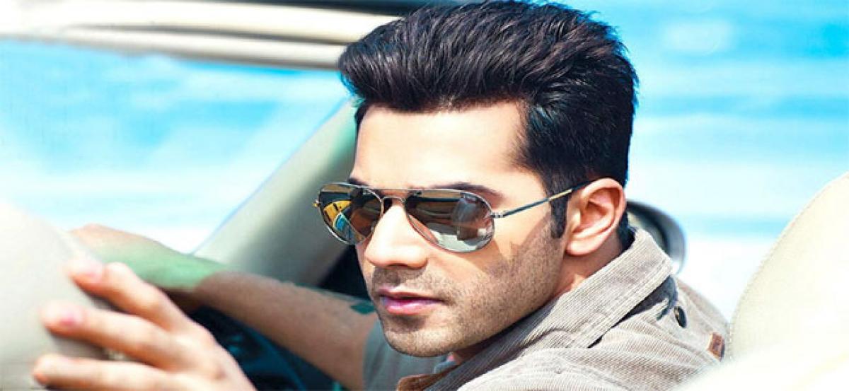 Varun Dhawan baffled at Anushka’s intelligence