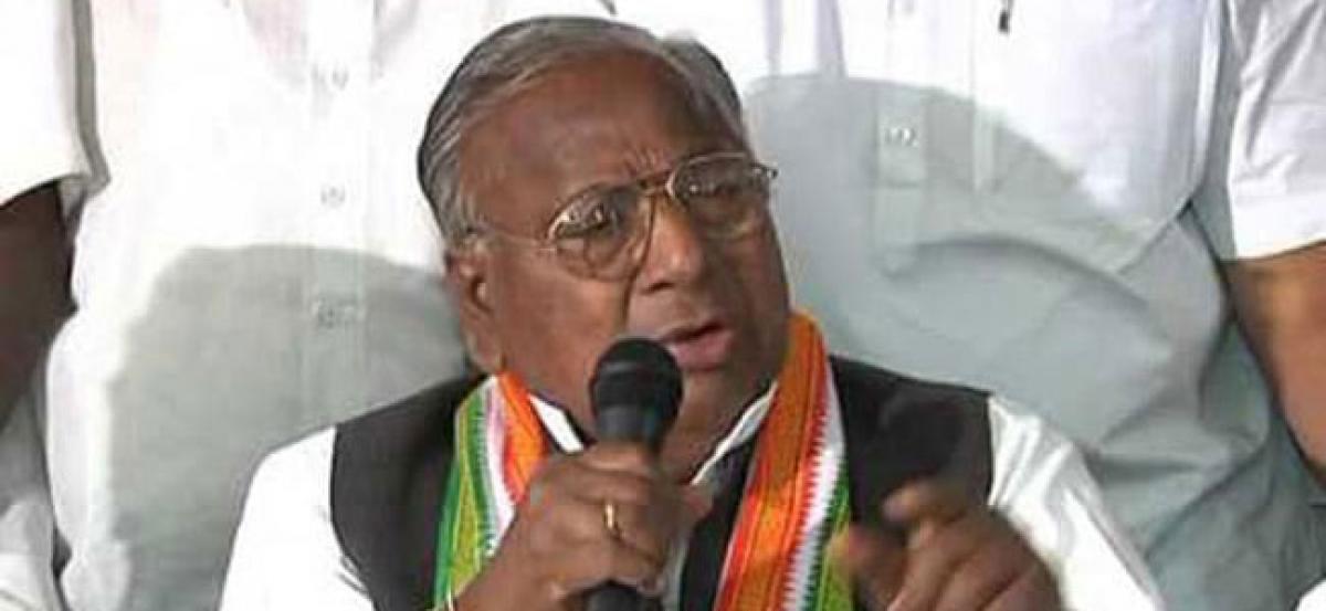 CWC neglected Telangana leaders: Congress leader V Hanumantha Rao