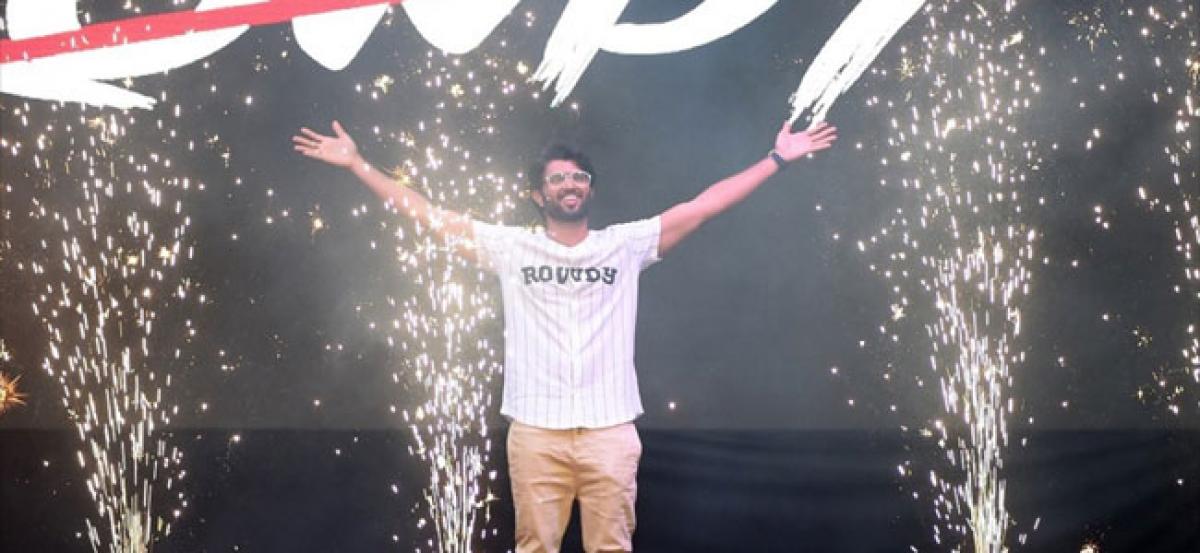 Rowdy shirts 2024 devarakonda online