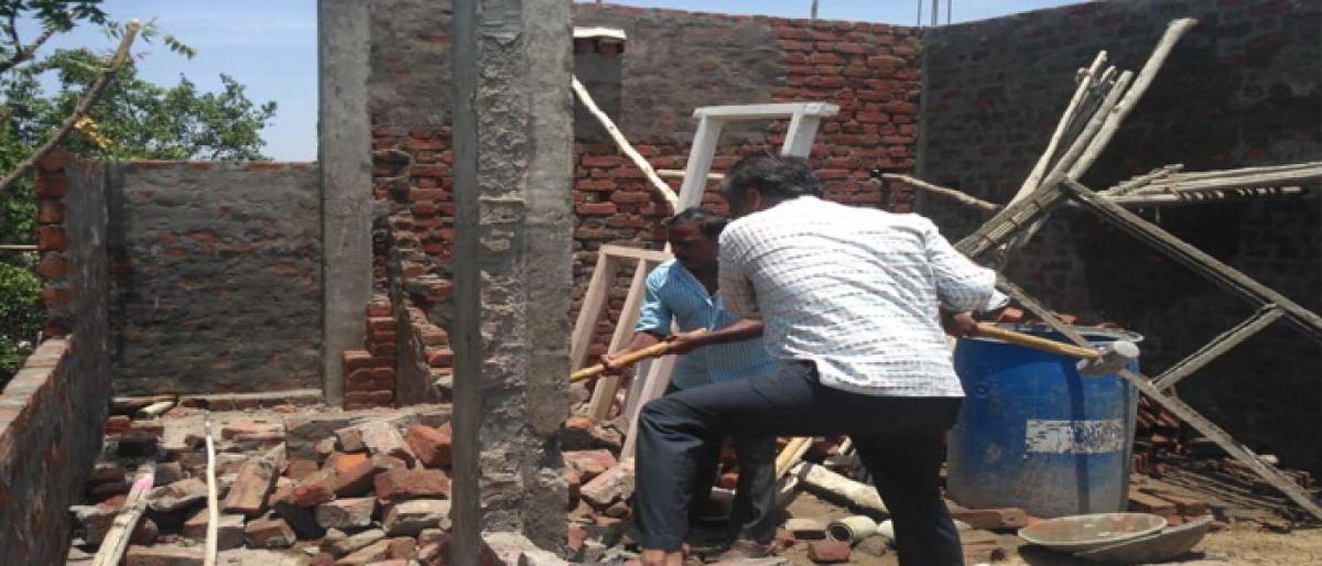 Vijayawada Municipal Corporation demolished unauthorised construction