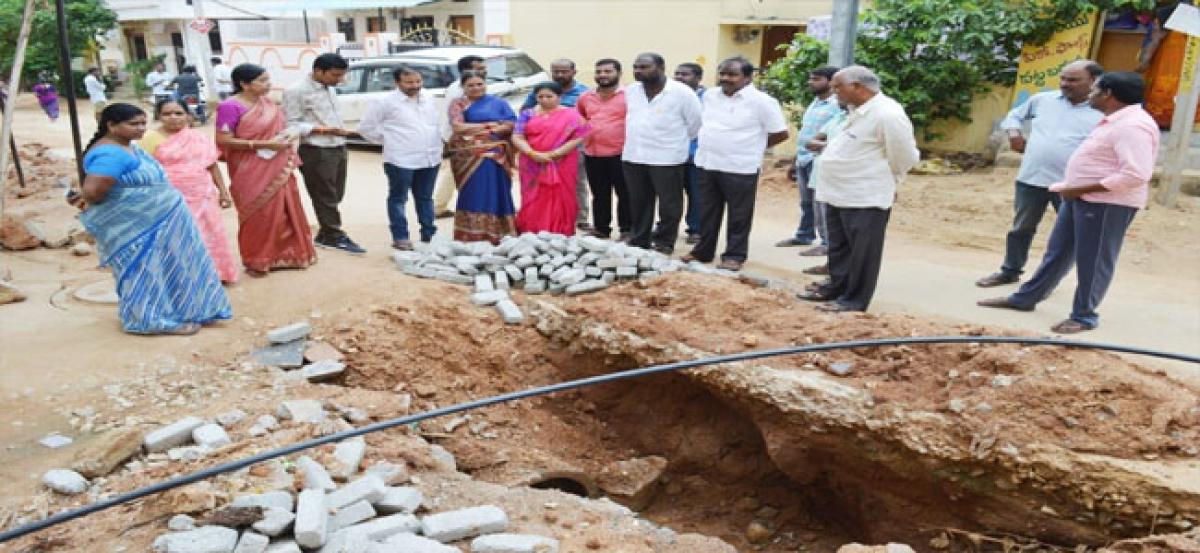 Contractors asked to maintain quality in pipeline works