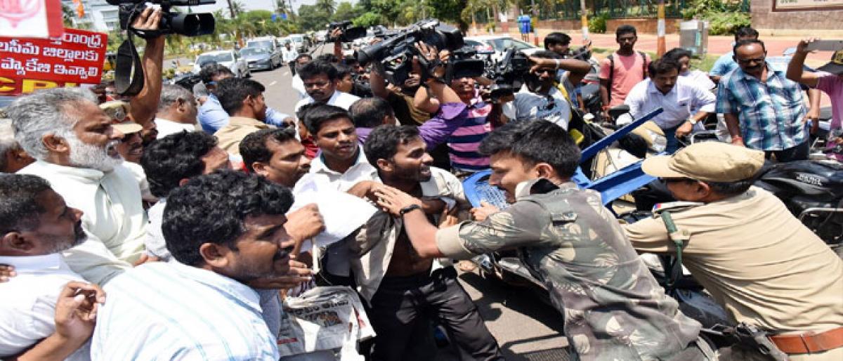 BJP, CPI workers clash; 20 held