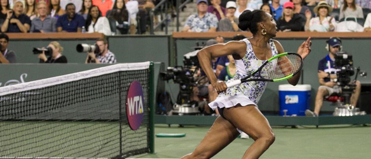 Venus ousts mom Serena