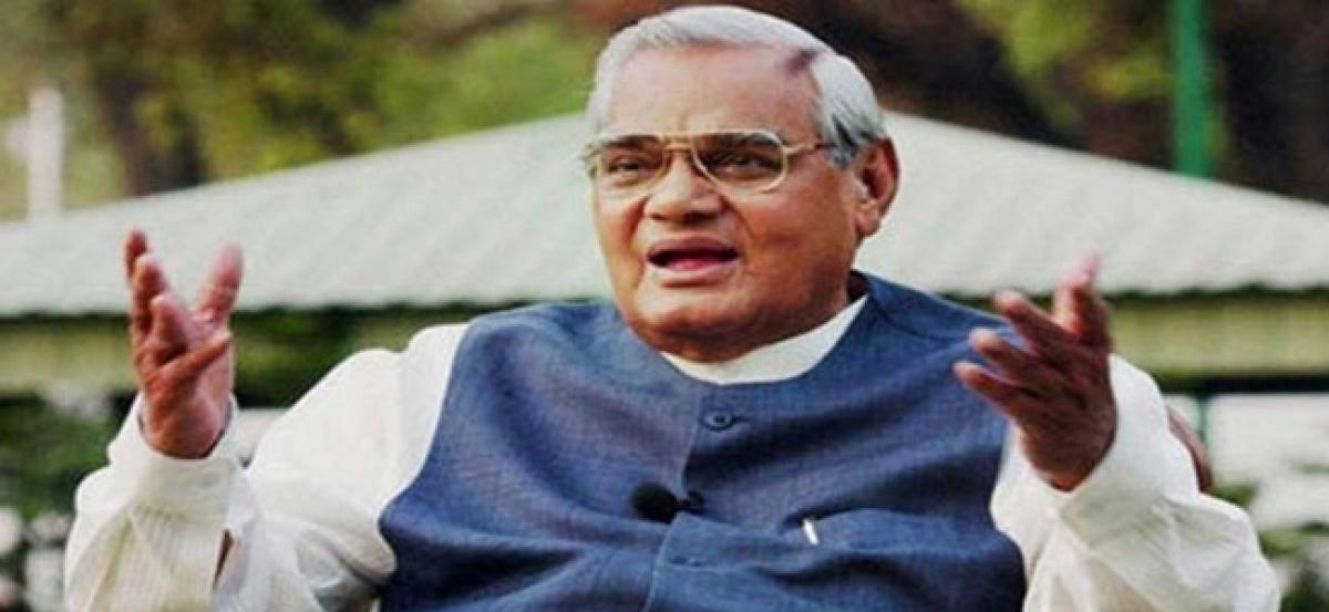 Vajpayee responding well to treatment: AIIMS