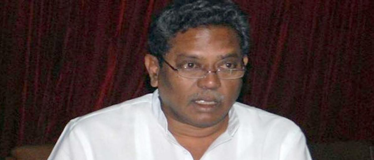 AP Congress Leader Quits Against TDP - Congress Alliance