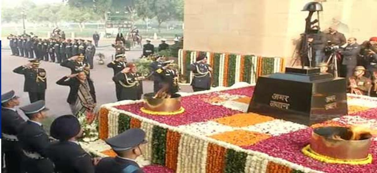 Vijay Diwas: Nirmala Sitharaman, General Bipin Rawat pay tributes to soldiers