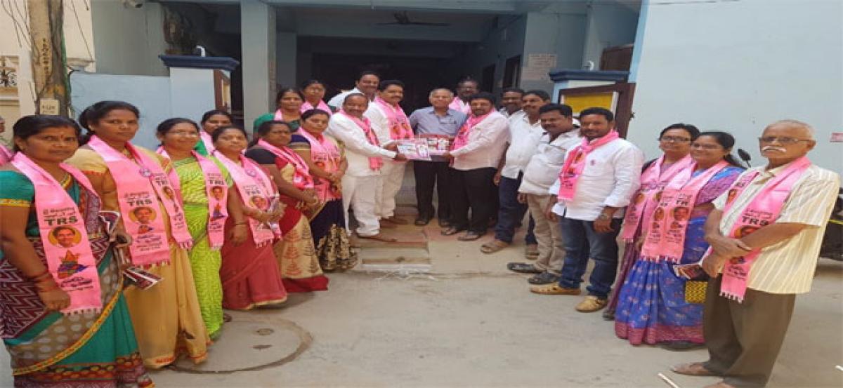 TRS candidate Madhavaram Krishna Rao steps up campaign