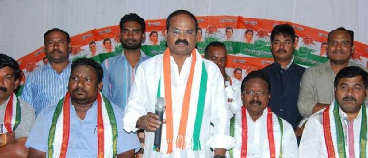 Congress objects to TRS comments against Bhatti Vikramarka