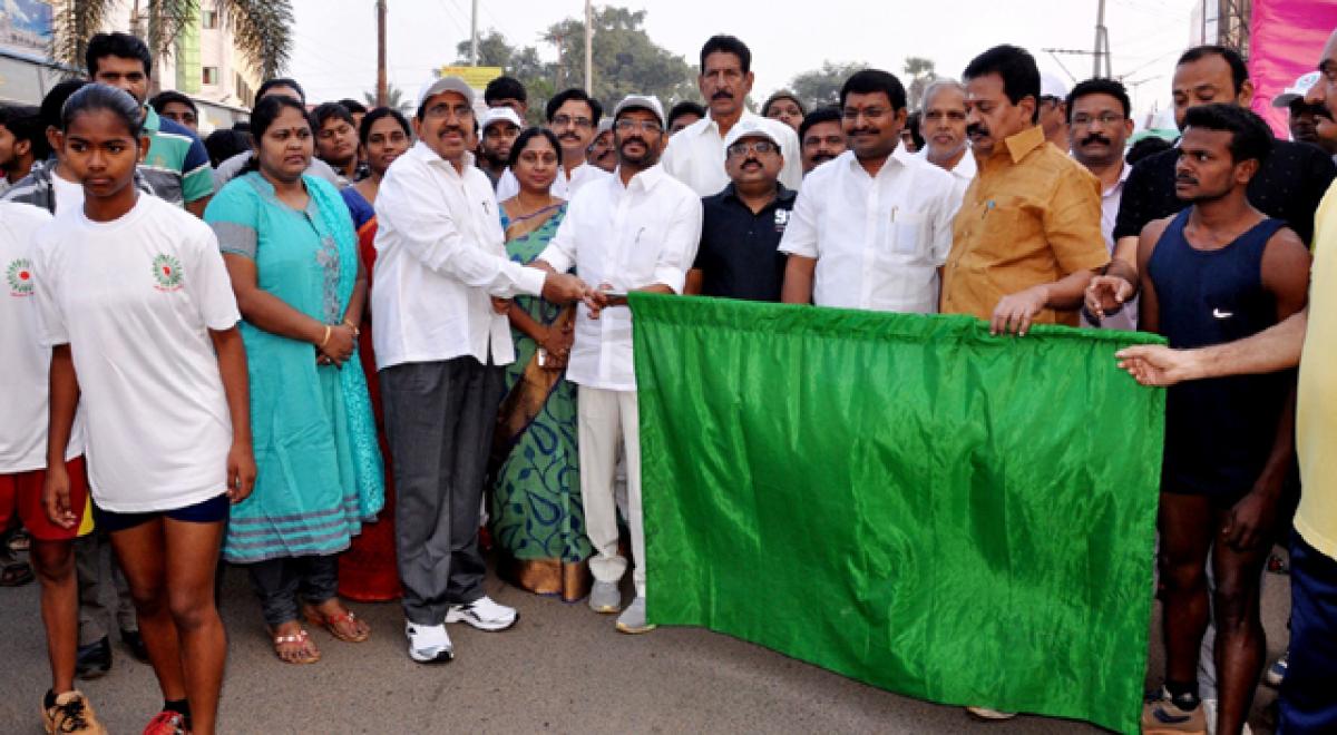 Ministers flag off 5-K Run