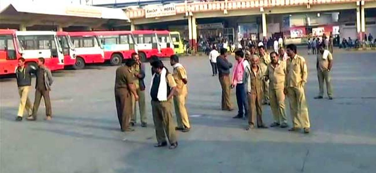 Karnataka Bandh: 15,000 cops guard Bengaluru; Wipro announces holiday