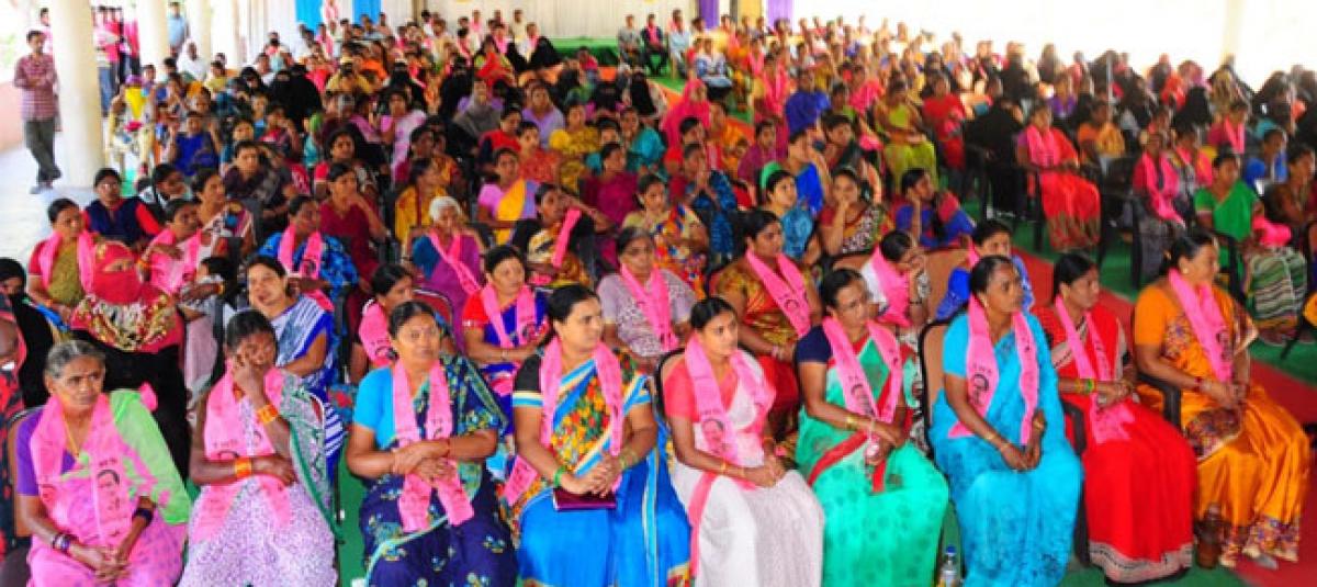 Gangula assures to solve women’s problems