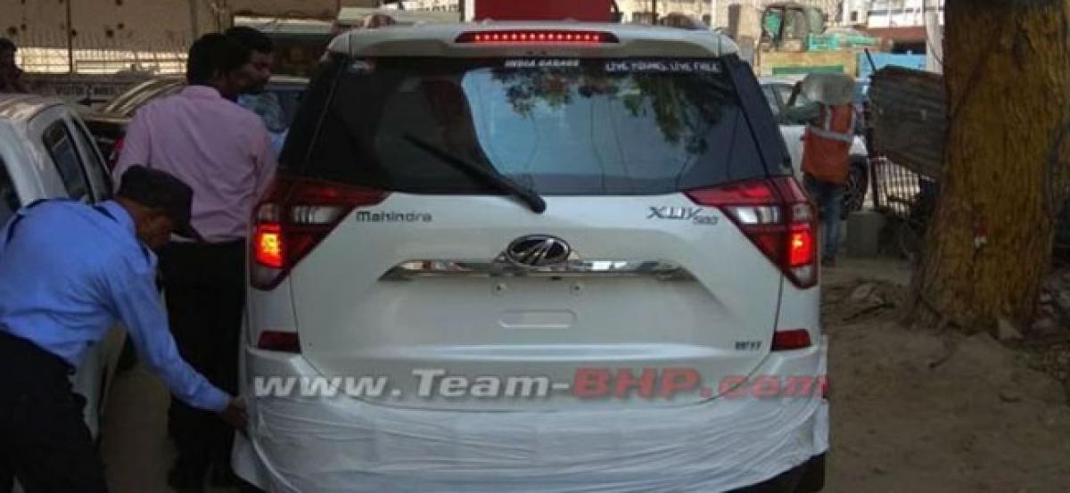 2018 Mahindra XUV500 Facelift Interior Spied