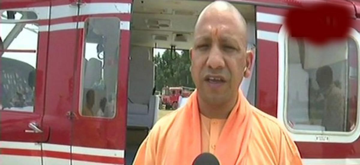 Adityanath visits Kushinagar accident victims, orders enquiry