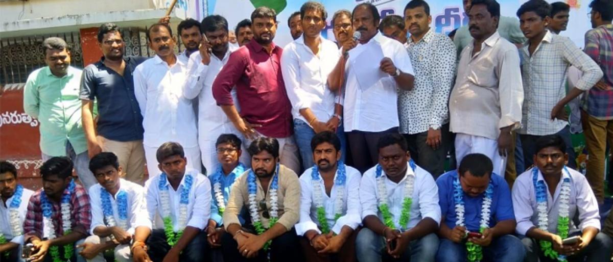 YSRCP demands TDP for immediate recruitment drives to fill vacancies in government departments