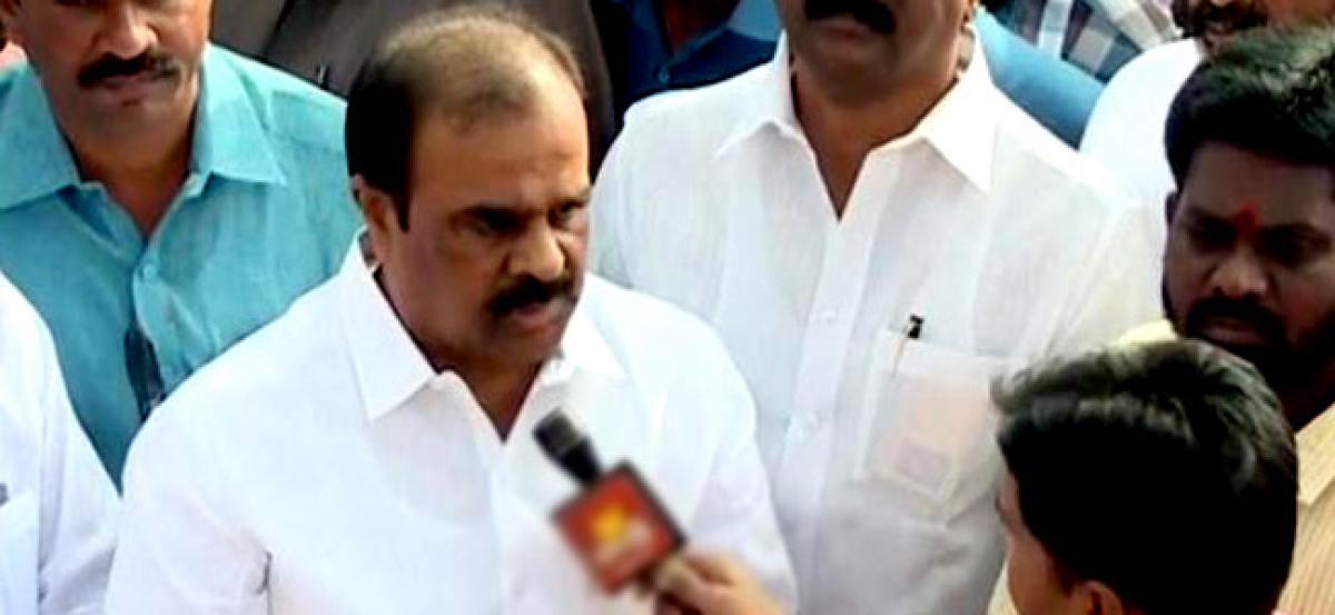 YSRCP Leader Throws Big Challenge To TDP MPs