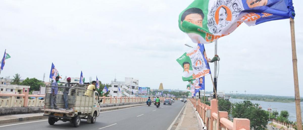 YS Jagan’s Praja Sankalpa Yatra enters Rajamahendravaram