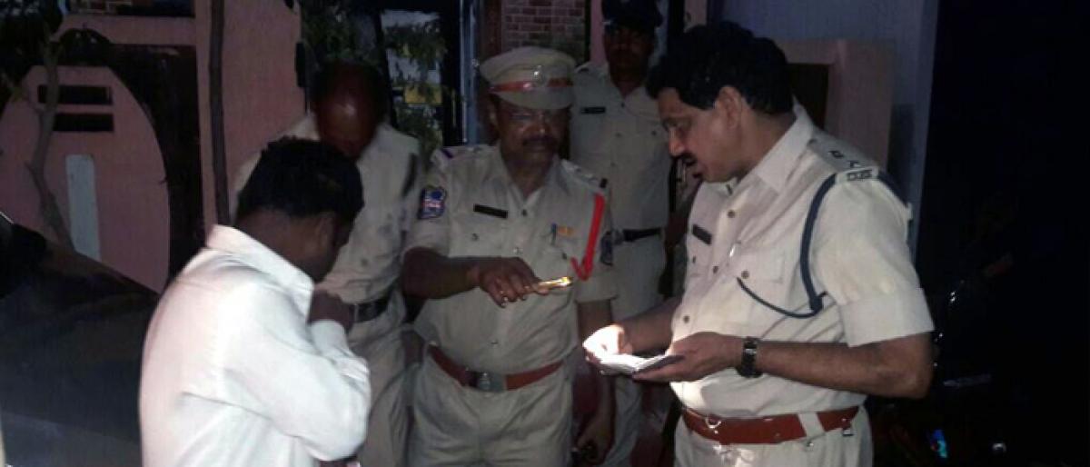 Police conduct cordon and search operation in Yadagirigutta