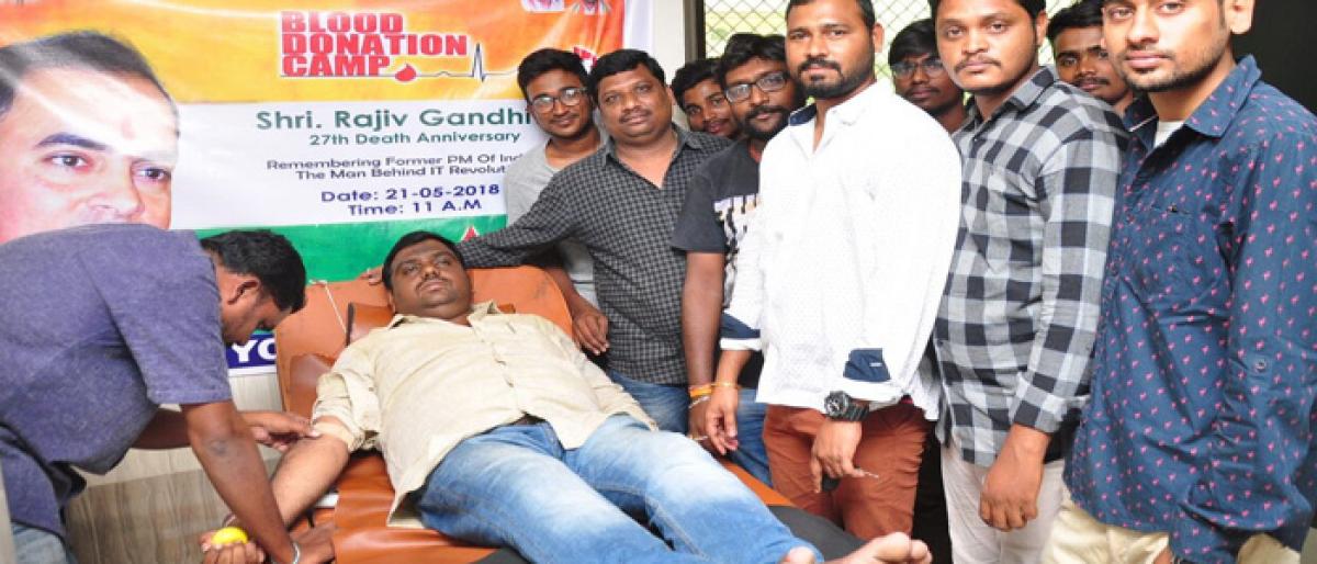 Youth Congress activists donate blood