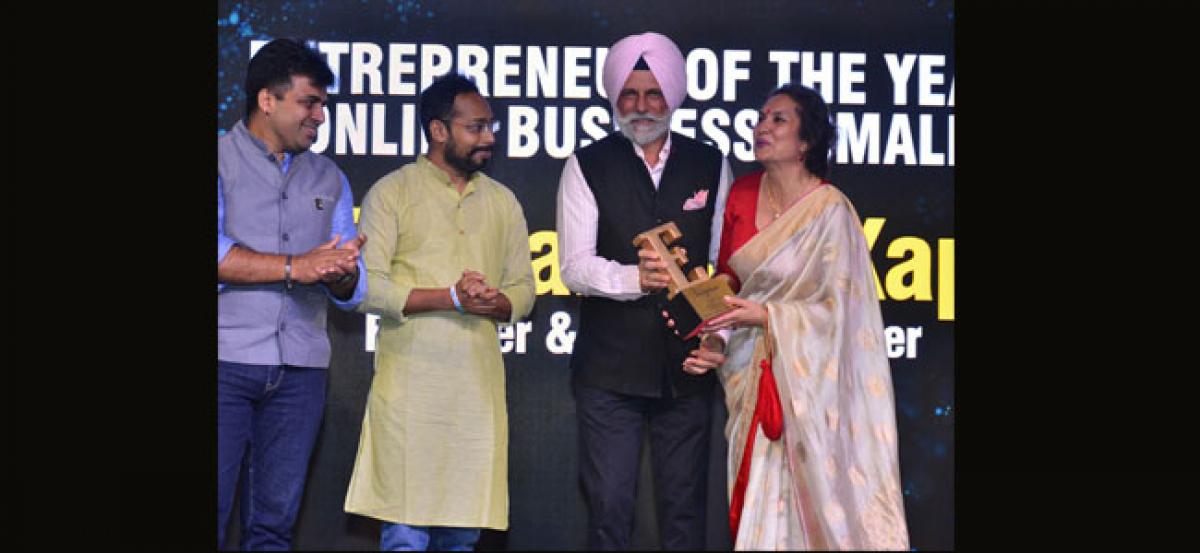 Hubhoppers founder bags Entrepreneur of the Year (Online Business) award