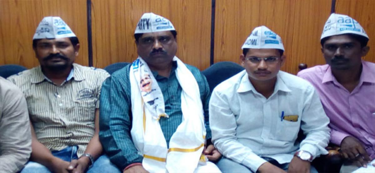 Aam Aadmi Party demands justice for farmers