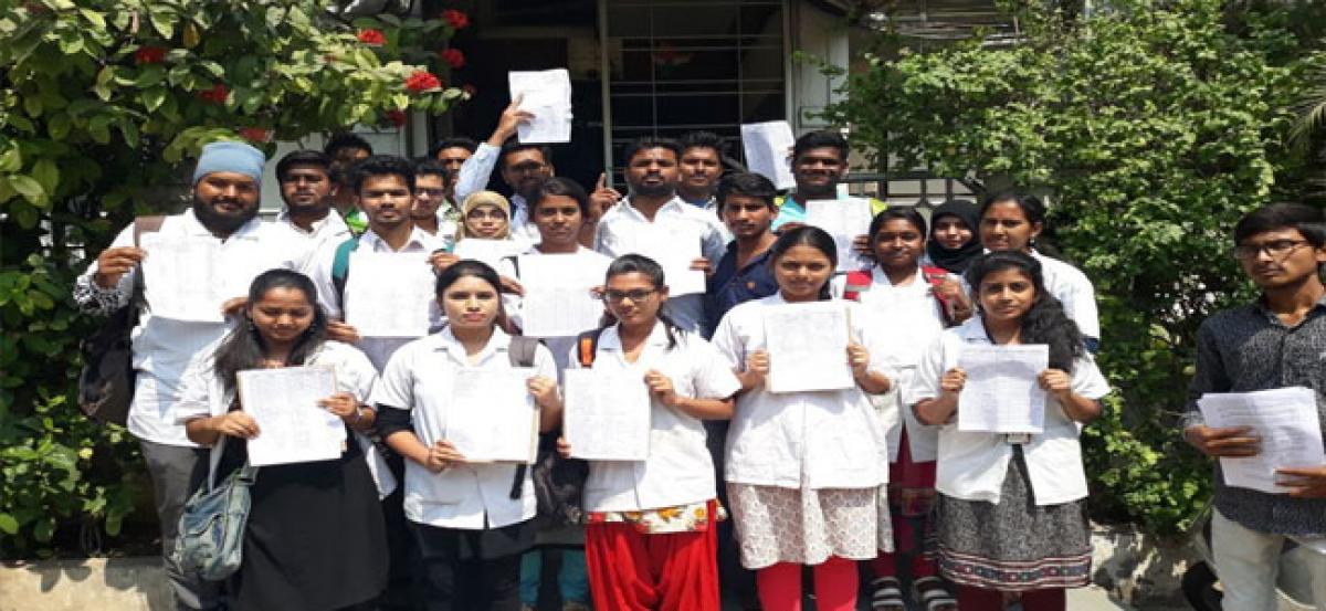 ABVP organises signature campaign