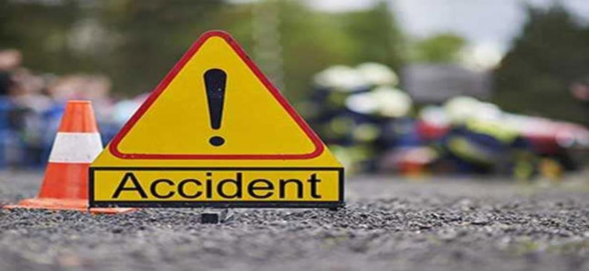 Six persons including 2 children die as pvt travels bus hits a van