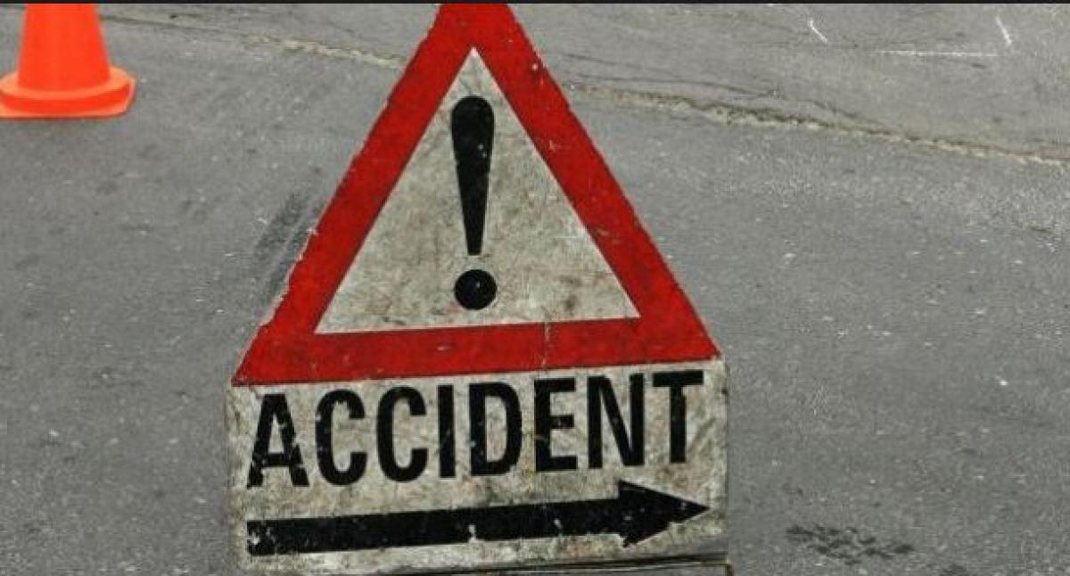 Ghastly Road accident on Rajiv Rahadari, 11 people Killed