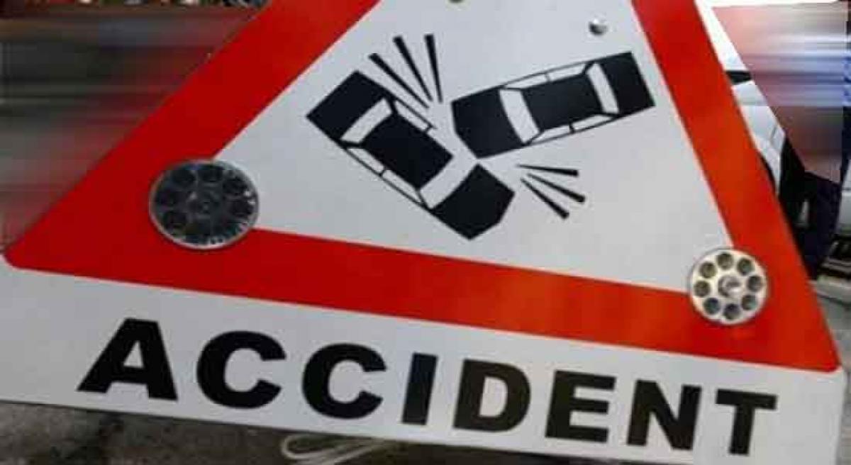 Girl dies in accident 