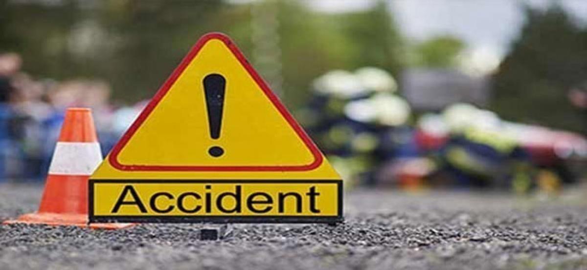 West Bengal: Bus falls off bridge in Murshidabad