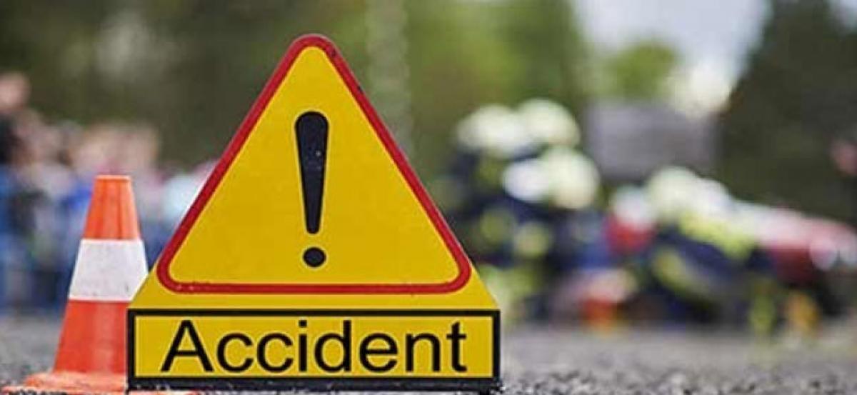 Hyderabad: 15-year-old dies in road mishap